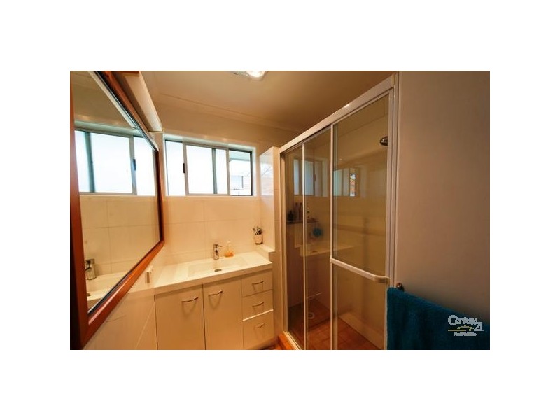 12 Tombarra Street, Mooloolaba QLD 4557