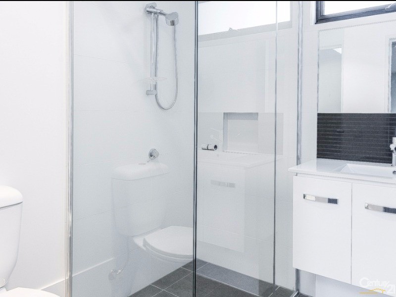 60 Anzac Ave, Maroochydore QLD 4558