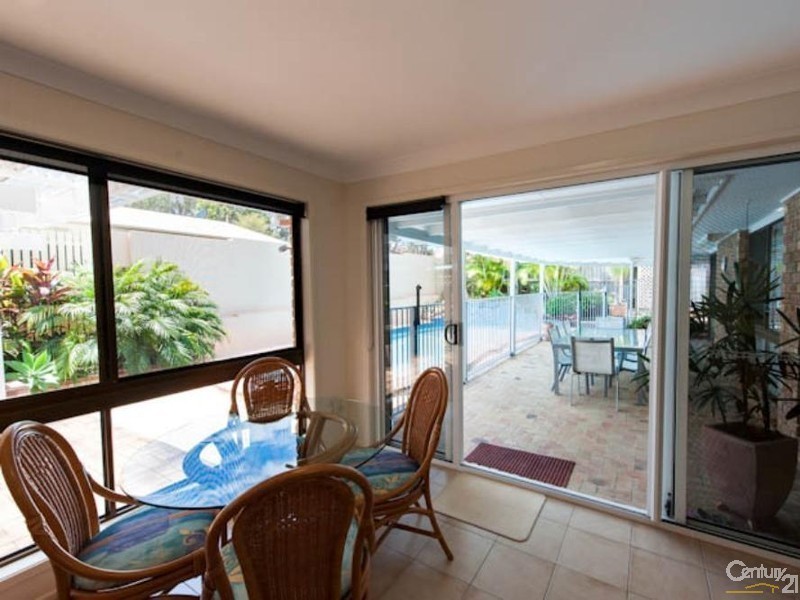 45 Jacaranda Drive, Mooloolaba QLD 4557