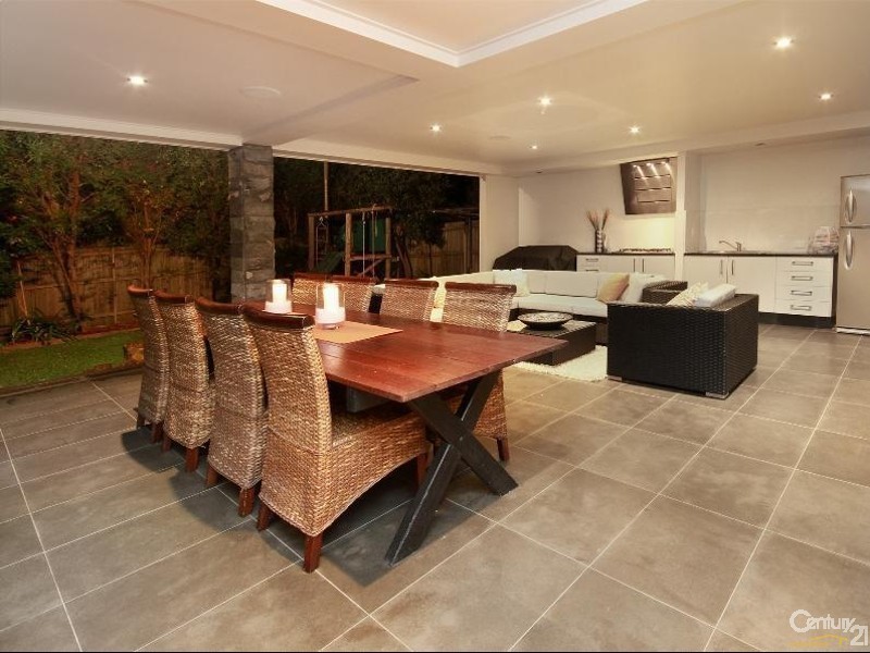 23 Yorlambu Parade, Maroochydore QLD 4558