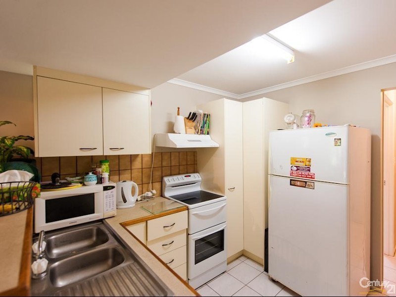 2/369 Bradman Avenue, Maroochydore QLD 4558