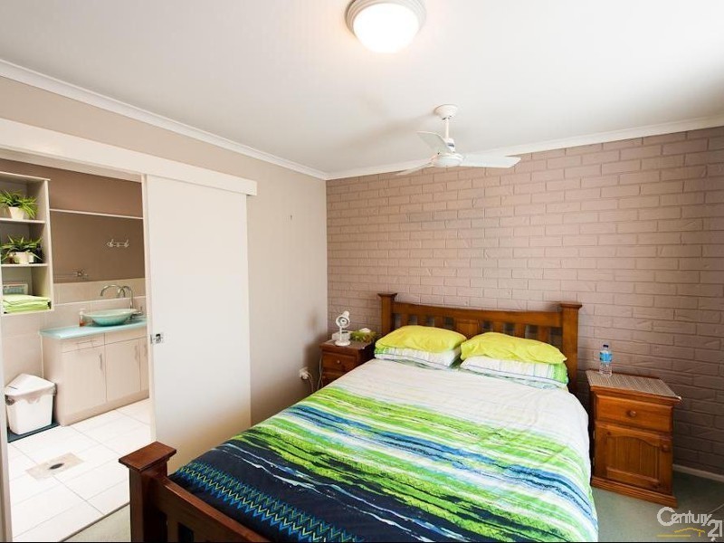 2/369 Bradman Avenue, Maroochydore QLD 4558