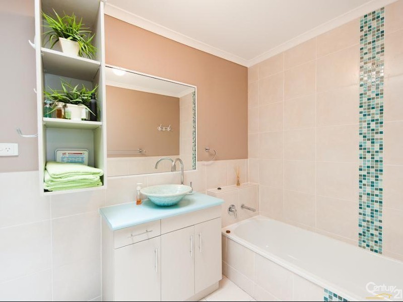 2/369 Bradman Avenue, Maroochydore QLD 4558