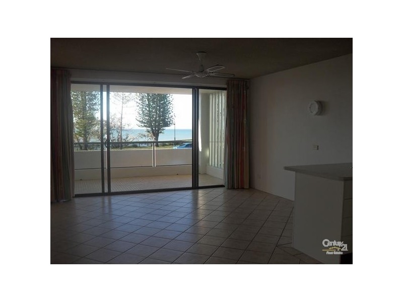 2/238 Alexandra Parade, Alexandra Headland QLD 4572