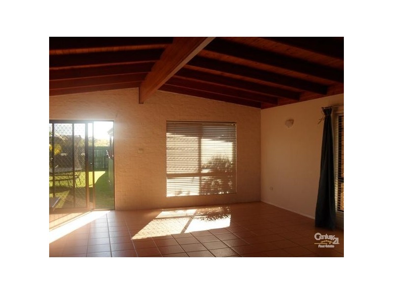 1/23 Bradman Avenue, Maroochydore QLD 4558