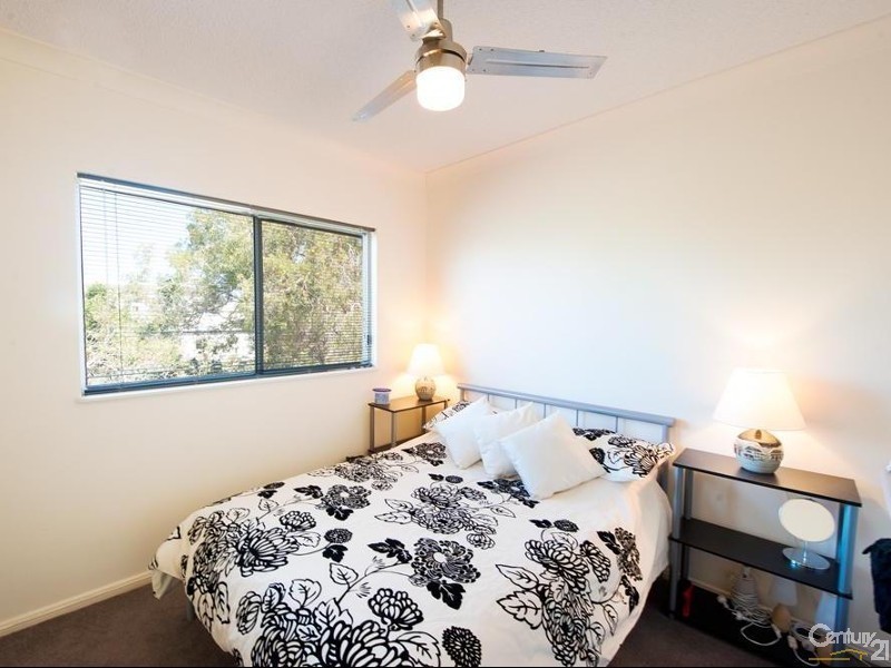 7/137 Bradman Avenue, Maroochydore QLD 4558