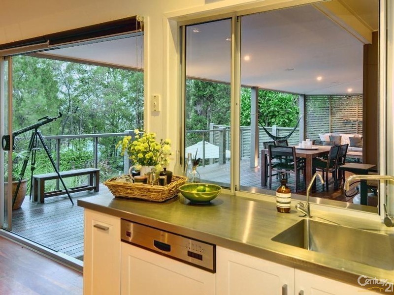 16 Kim Close, Mount Coolum QLD 4573