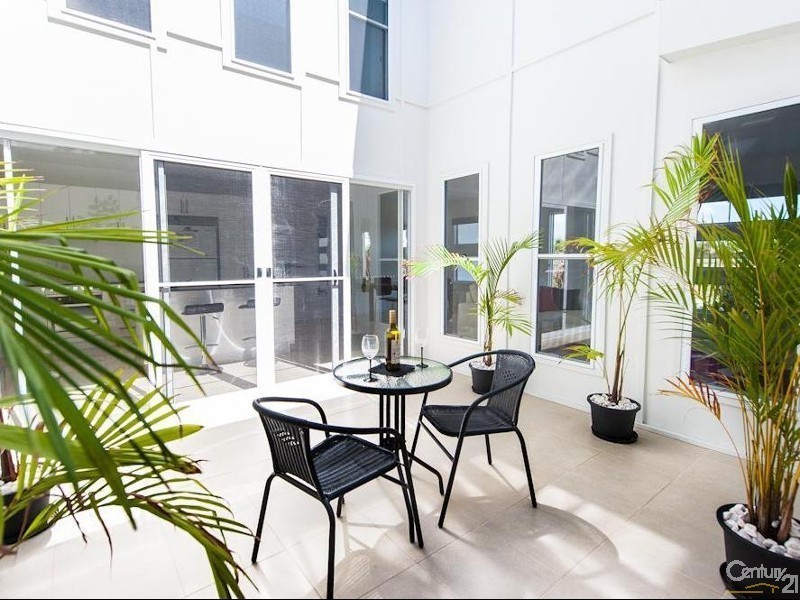 7 Lytton Lane, Maroochydore QLD 4558