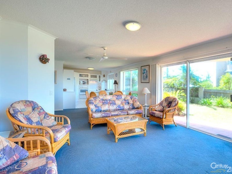 3/2 Douglas Street, Mooloolaba QLD 4557