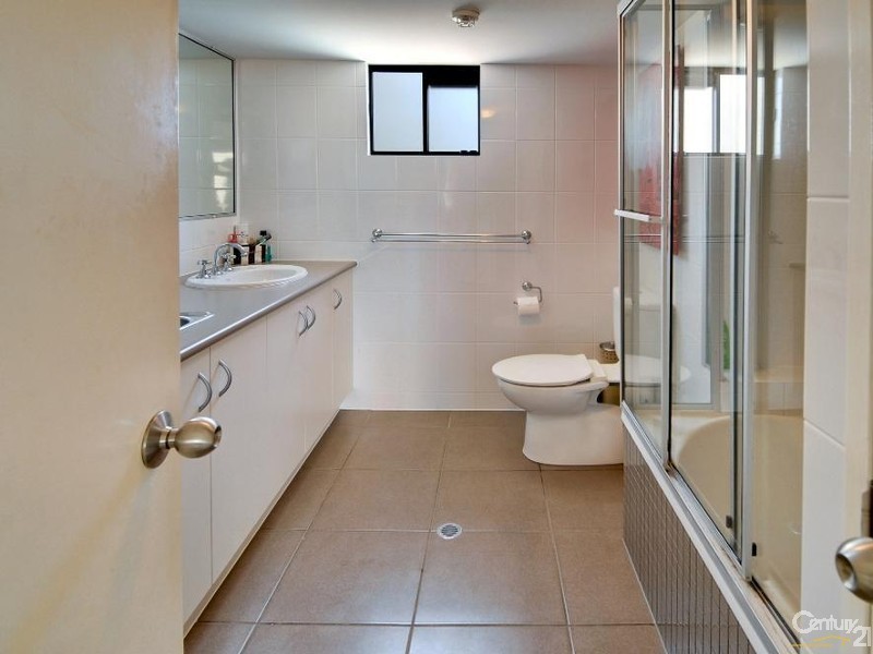 8/12 Parker Street, Maroochydore QLD 4558