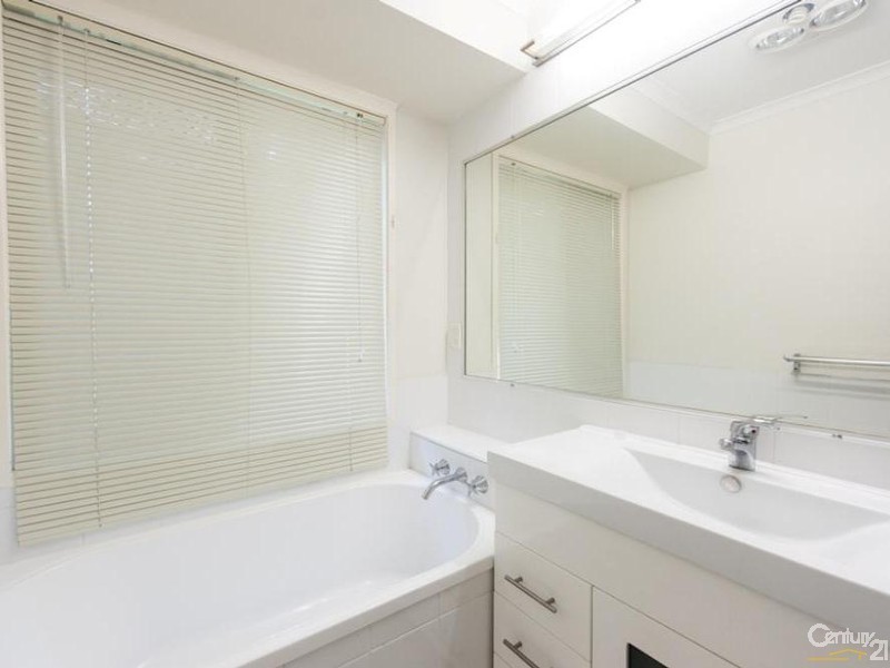 28 Elkhorn Street, Kuluin QLD 4558