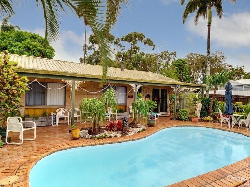34 Tombarra Street, Mooloolaba QLD 4557