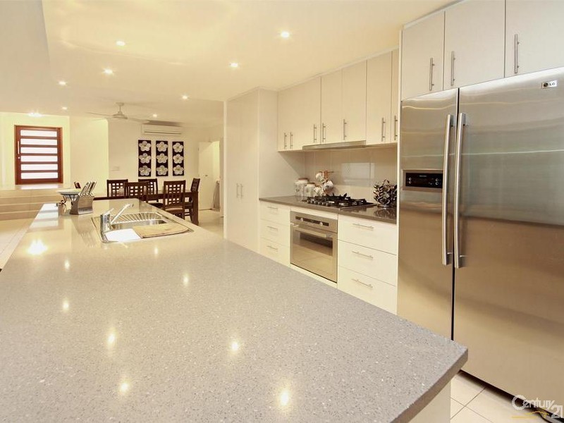 13 Gallows Place, Palmwoods QLD 4555