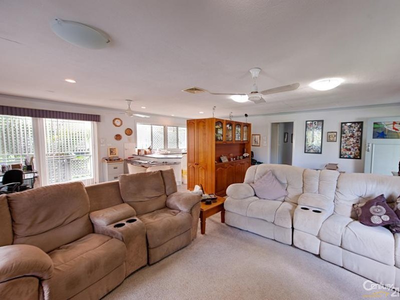 14 Edward Street, Alexandra Headland QLD 4572