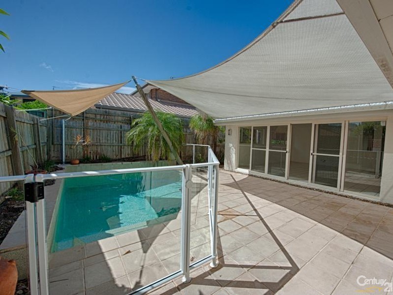 19 Yaringa Avenue, Buddina QLD 4575