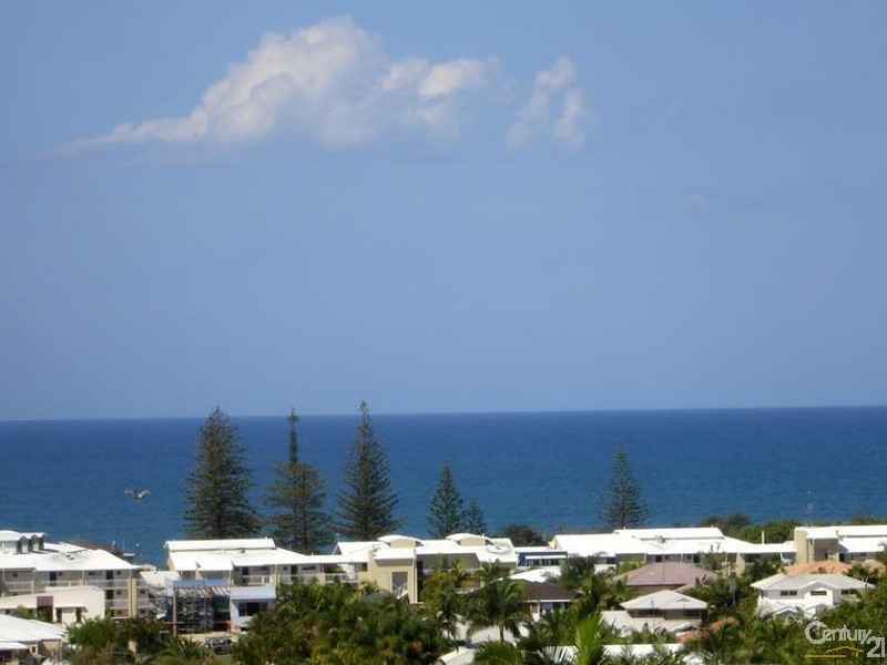 7 Yakola Parade, Alexandra Headland QLD 4572