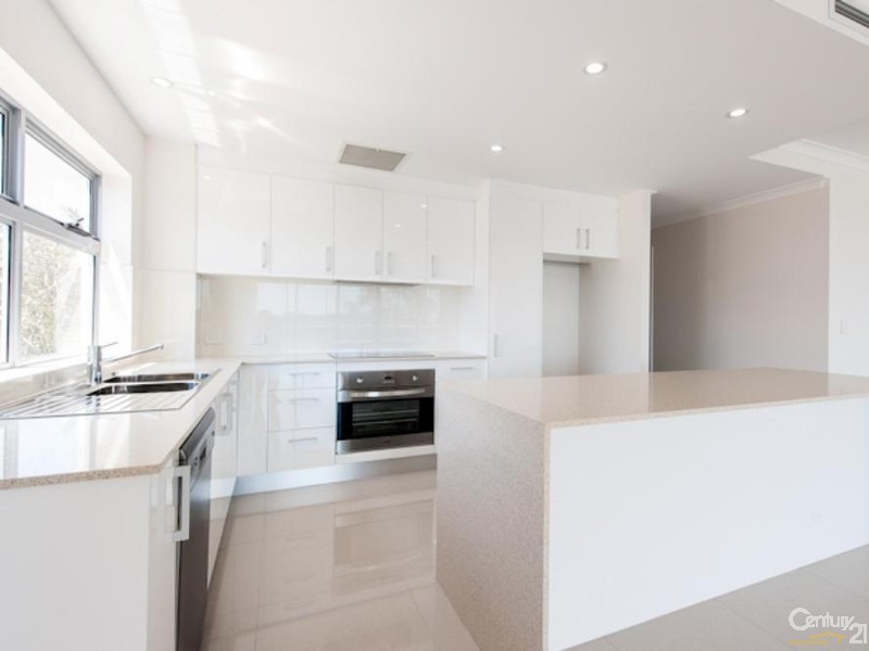 9/299-301 Bradman Avenue, Maroochydore QLD 4558