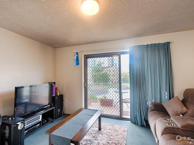 2/13 Muraban Street, Mooloolaba QLD 4557