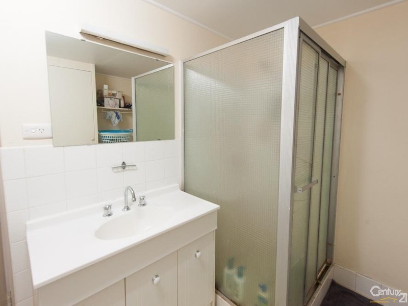 2/13 Muraban Street, Mooloolaba QLD 4557