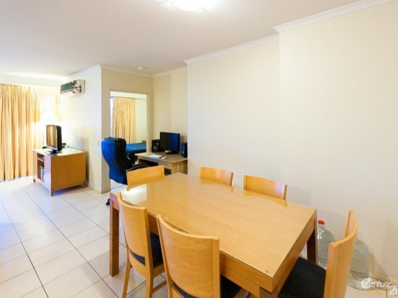 215/102 Alexandra Parade, Alexandra Headland QLD 4572