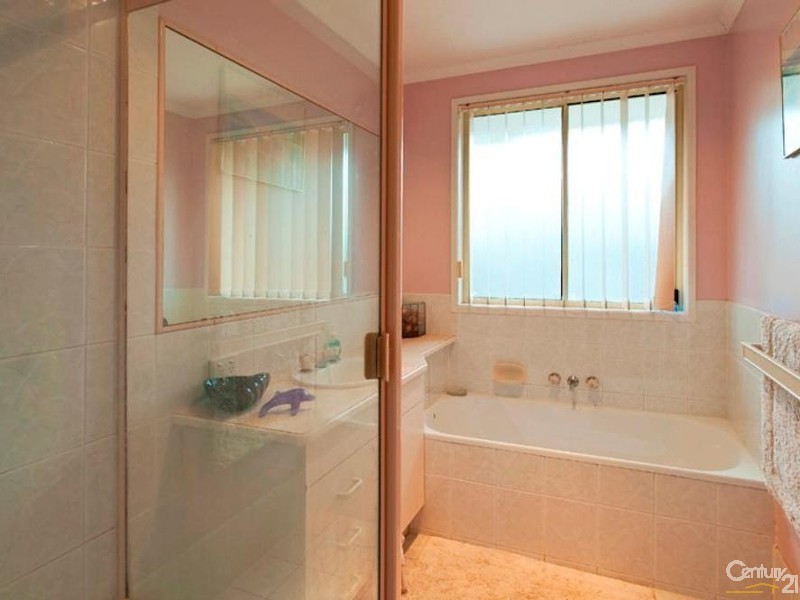 109 Tepequar Drive, Maroochydore QLD 4558