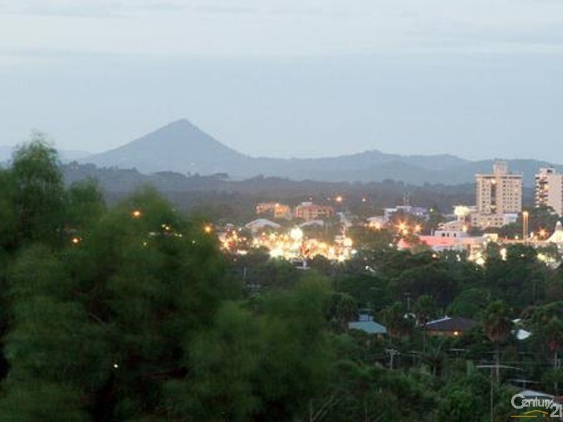 21 Tantula Road East, Alexandra Headland QLD 4572