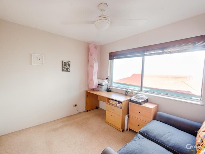 4/2 Duporth Avenue, Maroochydore QLD 4558