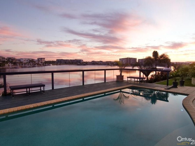 24 Sunbird Chase, Parrearra QLD 4575