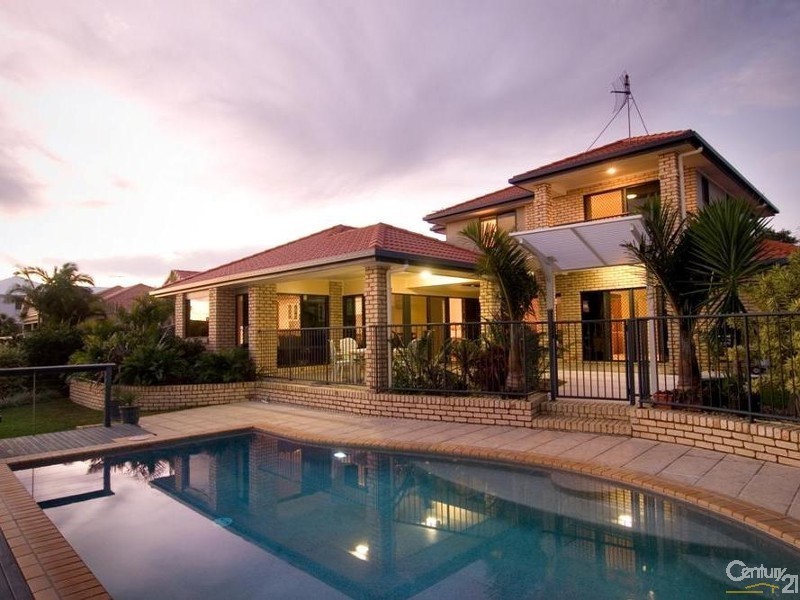 24 Sunbird Chase, Parrearra QLD 4575