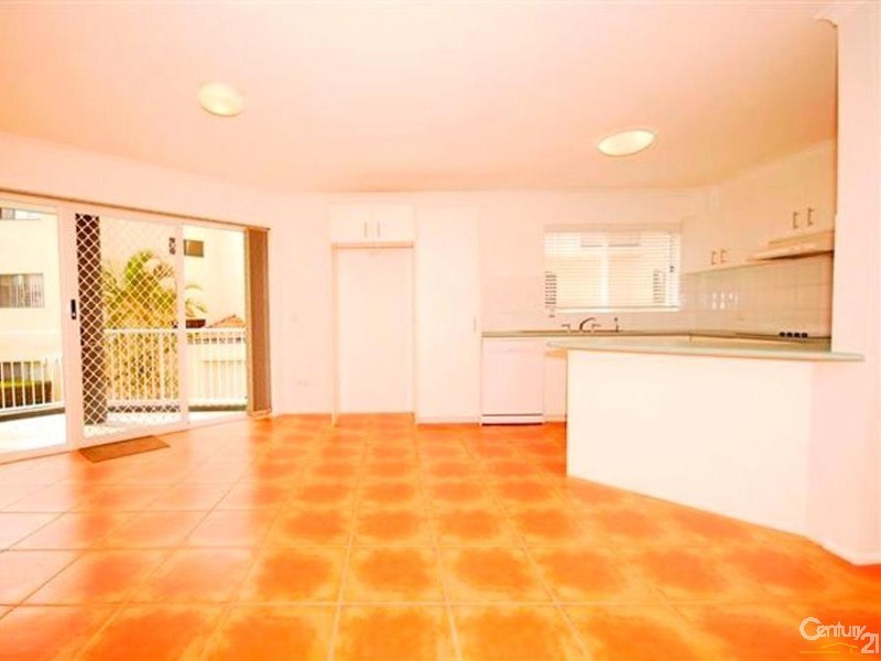 5/205 Bradman Avenue, Maroochydore QLD 4558