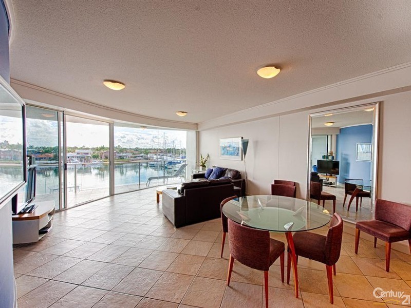 208/13 Nicklin Way, Minyama QLD 4575
