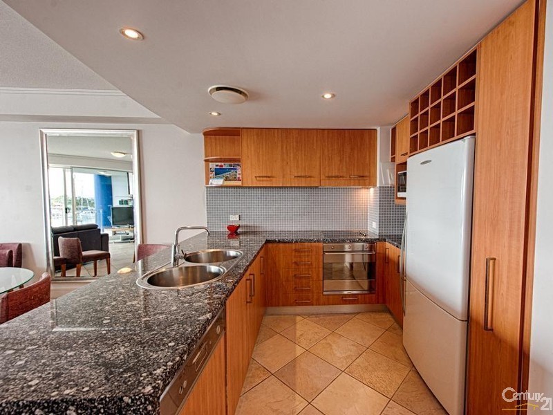 208/13 Nicklin Way, Minyama QLD 4575