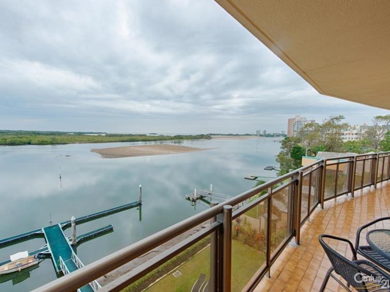 5B/120 Duporth Avenue, Maroochydore QLD 4558