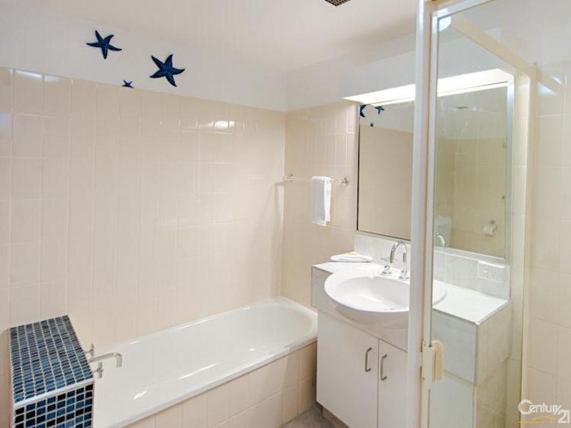 5B/120 Duporth Avenue, Maroochydore QLD 4558