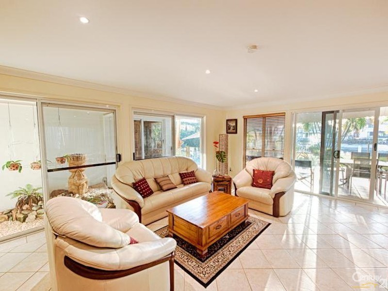 116 Tepequar Drive, Maroochydore QLD 4558