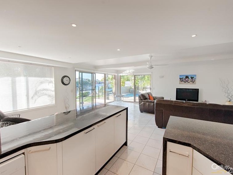 74 Amarina Avenue, Mooloolaba QLD 4557