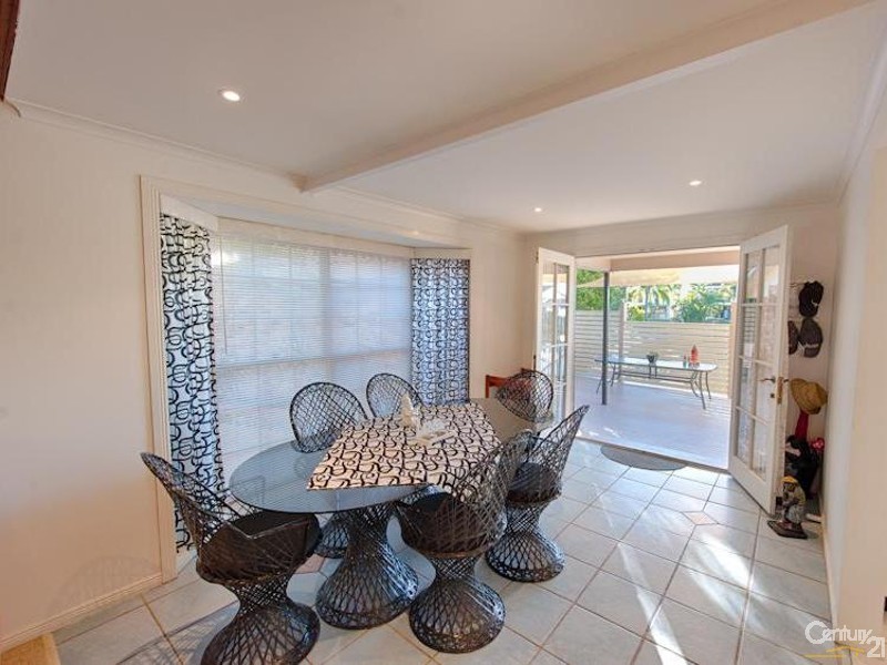 74 Amarina Avenue, Mooloolaba QLD 4557