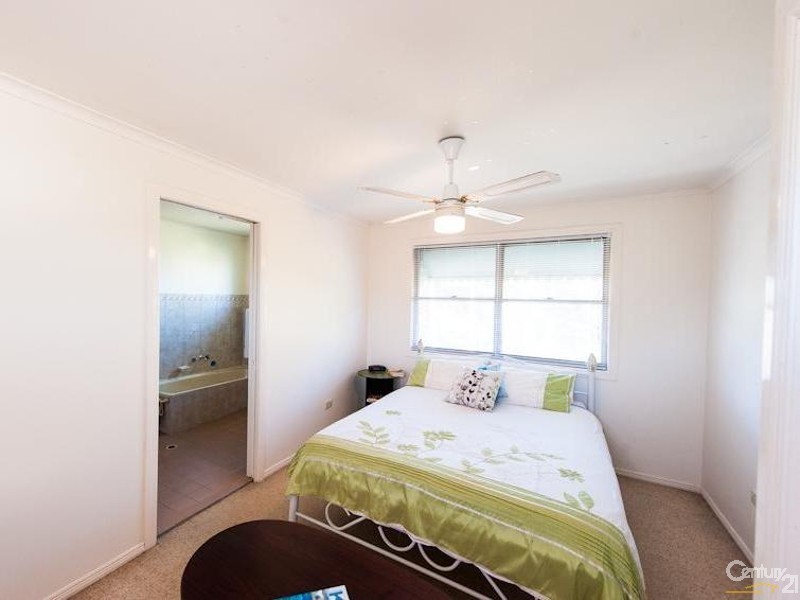 74 Amarina Avenue, Mooloolaba QLD 4557