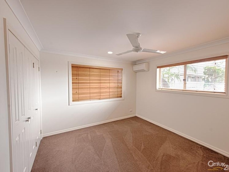 9 Camfield Street, Alexandra Headland QLD 4572