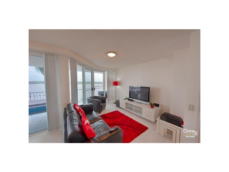 140 Duporth Avenue, Maroochydore QLD 4558