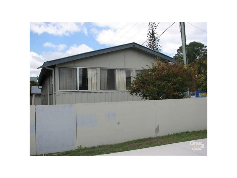 223 Bradman Avenue, Maroochydore QLD 4558