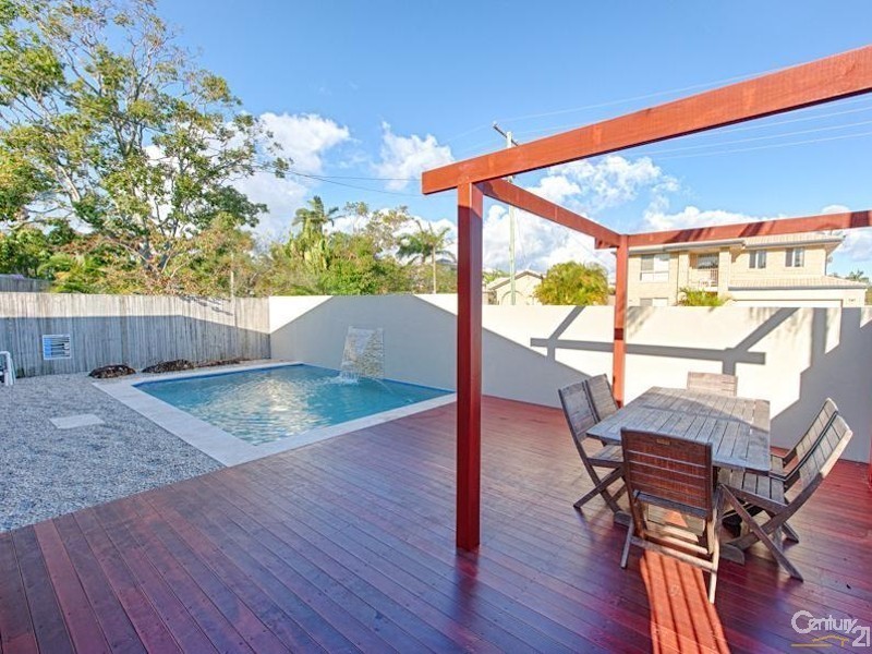 40 Lawrence Street, Mooloolaba QLD 4557