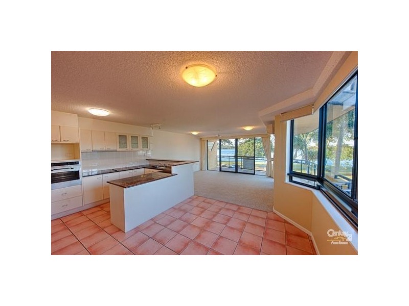 24 Picnic Point Esplanade, Maroochydore QLD 4558