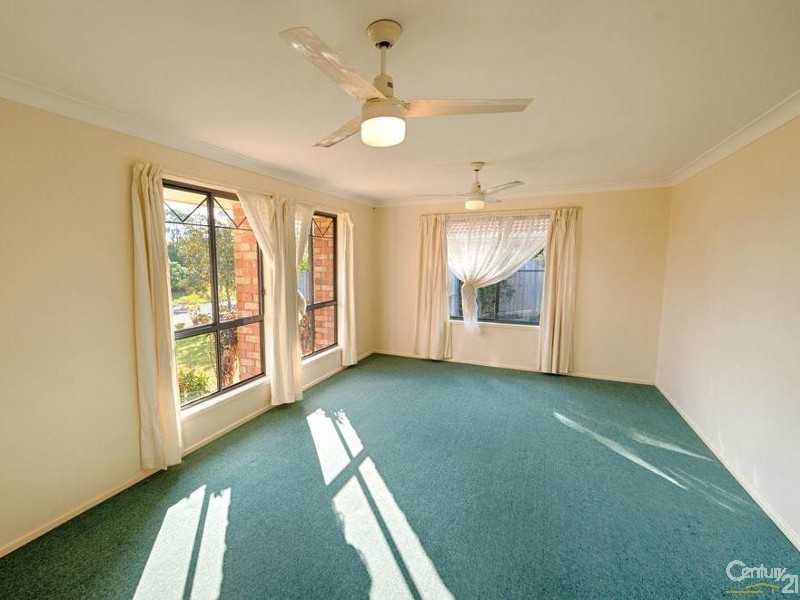 44 Escolar Drive, Mountain Creek QLD 4557