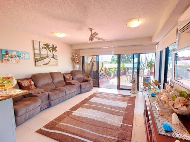 2/24 Picnic Point Esplanade, Maroochydore QLD 4558