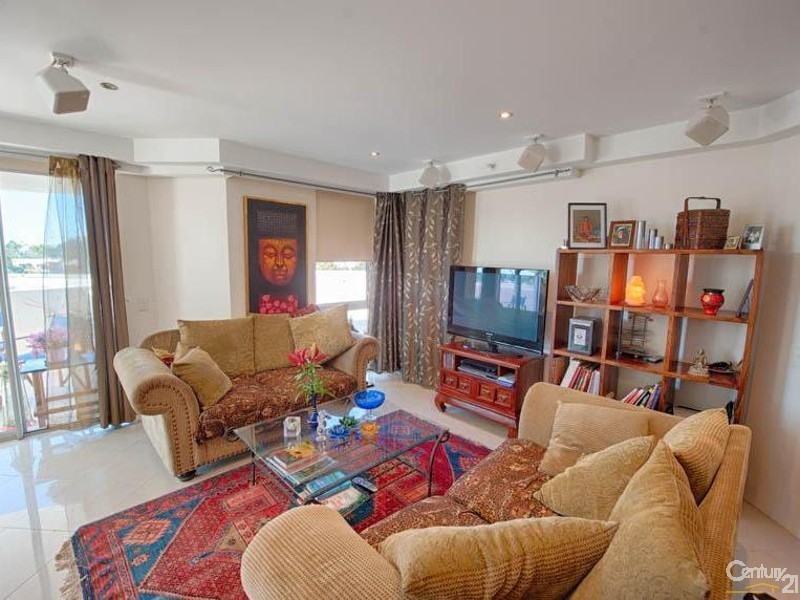 5/64 Sixth Avenue, Maroochydore QLD 4558