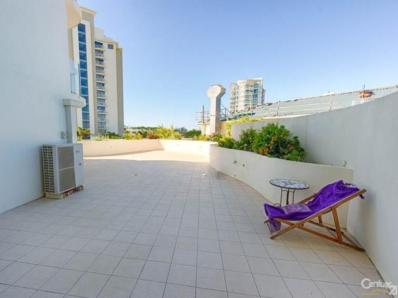 5/64 Sixth Avenue, Maroochydore QLD 4558