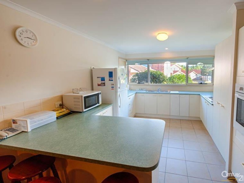 2/17 Radiata Drive, Maroochydore QLD 4558