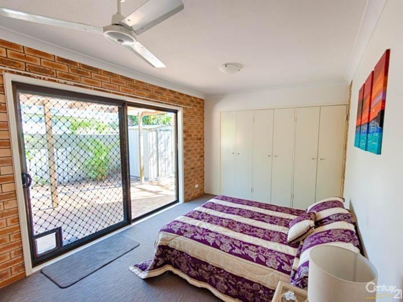 2/123 Duporth Avenue, Maroochydore QLD 4558