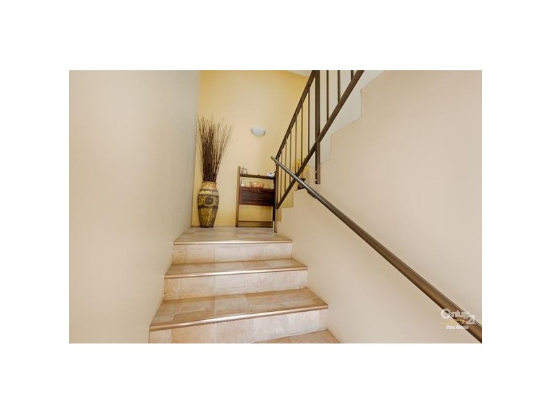 39 Bradman Avenue, Maroochydore QLD 4558